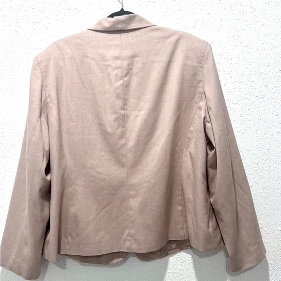 Bandolino Tan Blazer with Ruched Detailing 20W - Picture 5 of 9